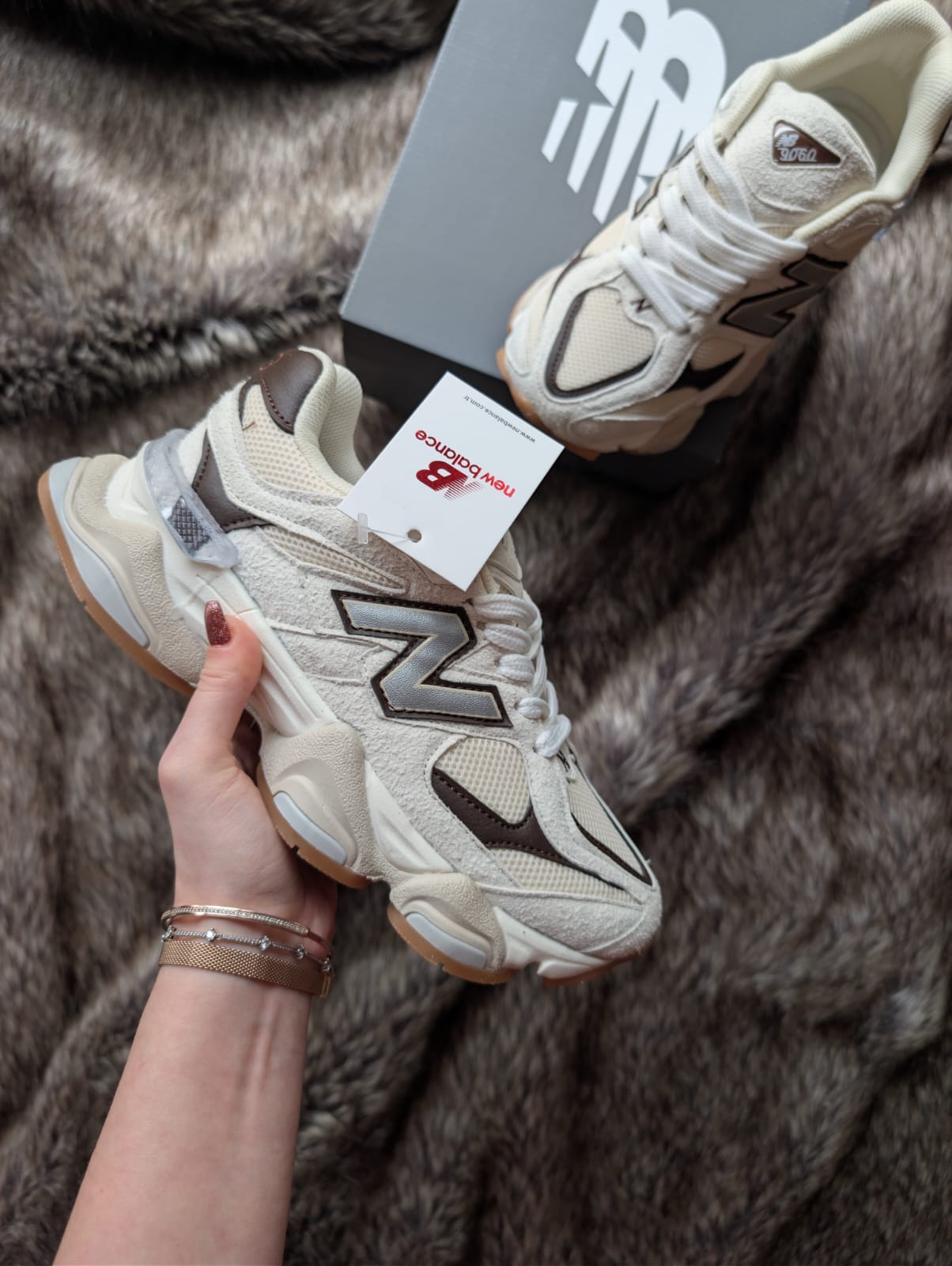 New Balance 9060 Krem